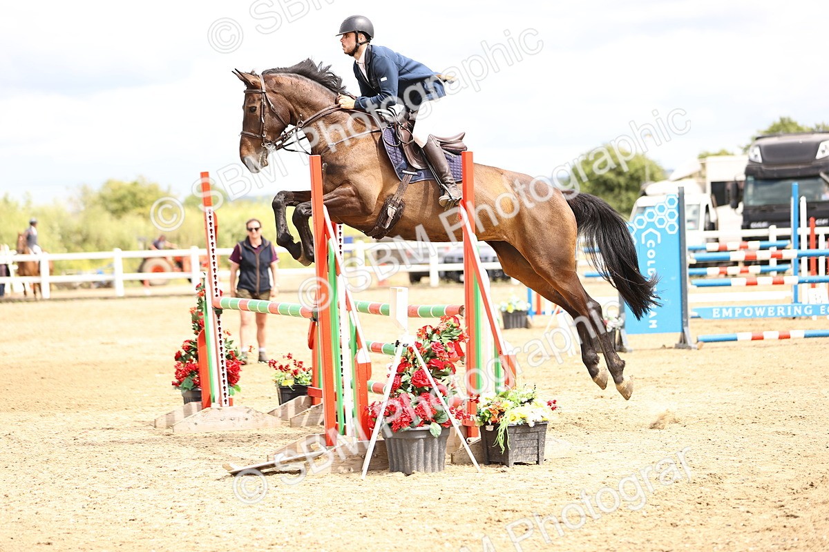 SBM_007848 - Class 19 - Senior Newcomers - 1.10m