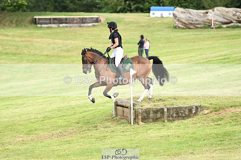 240825X-153123-35686 - 80cm XC 14.30 to 15.30