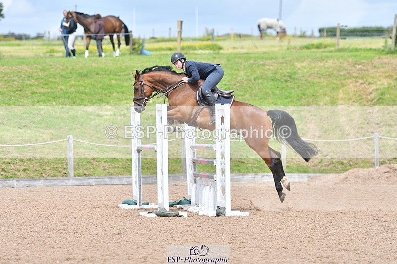 240609A-144702-06318 - Cls 19 Snr Foxhunter and 1.20m Open