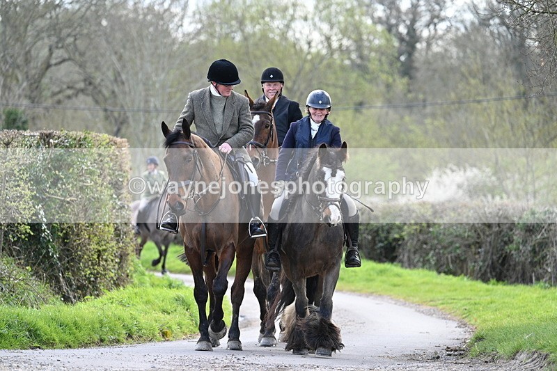 WJ7_9920 - Walk Home