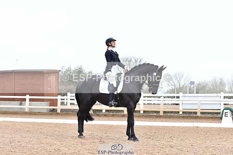 240121A-103555-00444 - Cls 5 Novice 37A