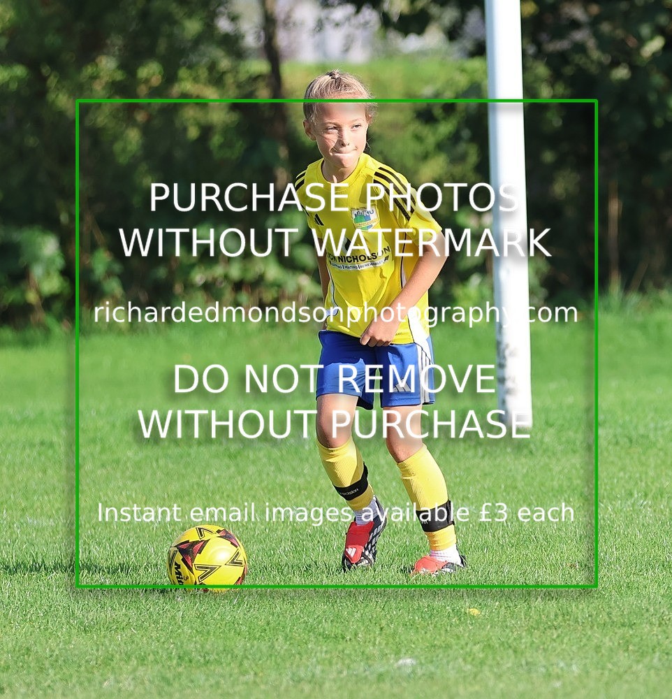533A7105 - Kendal United U9 vs Heathwaite Youth United U10 (19/9/26)
