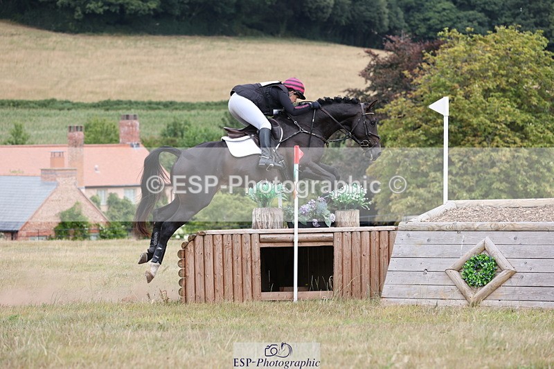 250802A-144239-05095 - F-251-Lizzie.Luxton-SHANNONDALE.LUIGI