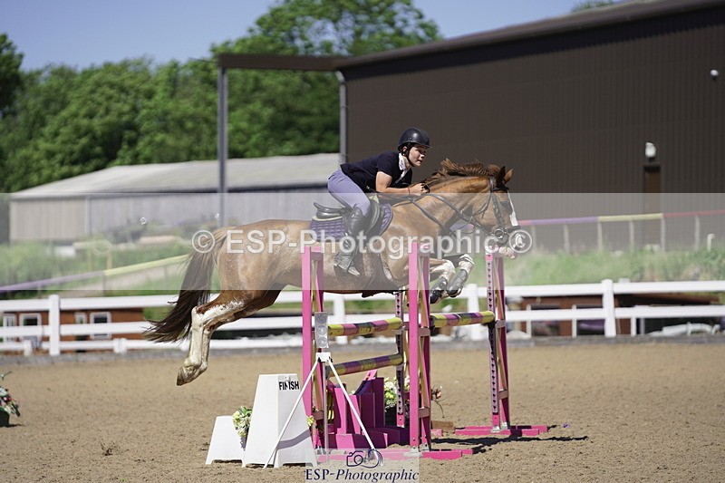 230624A-151526-02175 - Cls 26 Pony Foxhunter & 1.10m Open