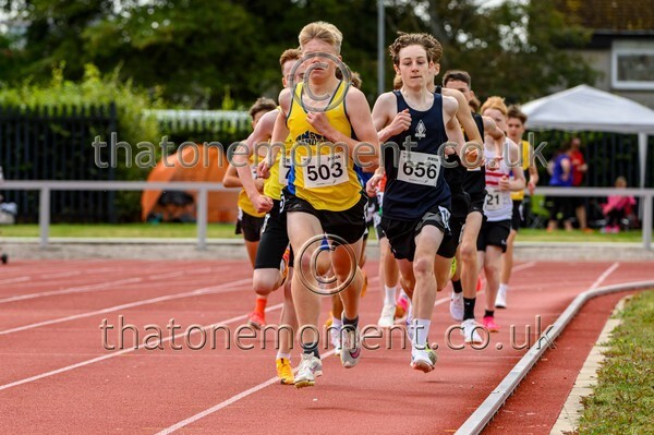 Age25SAT-925621 - Track Male