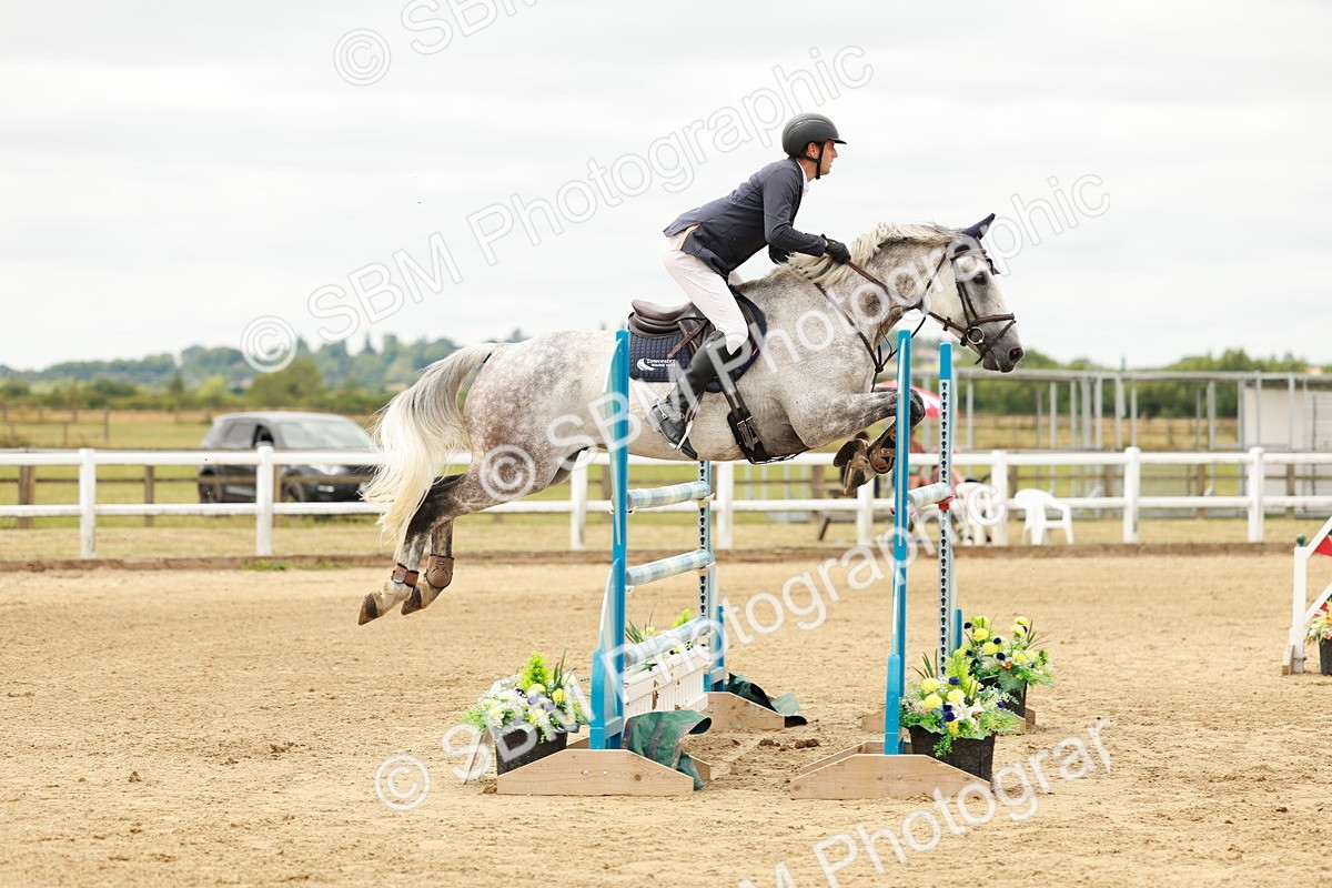 SBM_017645 - Class 21 - Senior Newcomers Championship 2d Rd