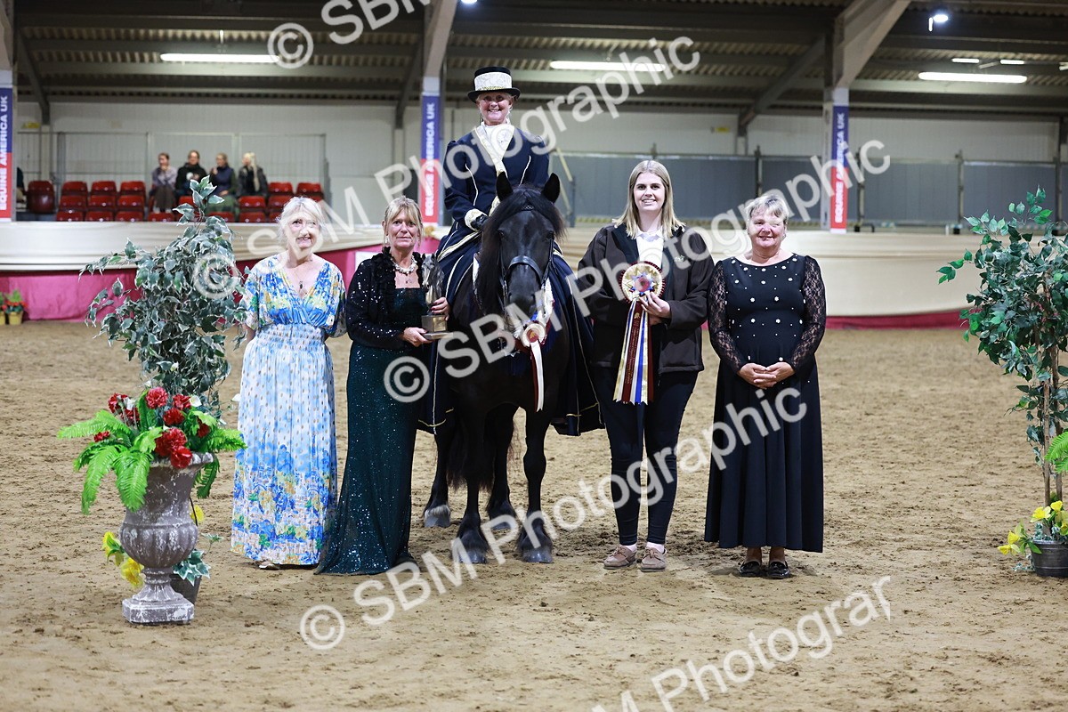 SBM_21462 - Class U - Costume Confour Champ