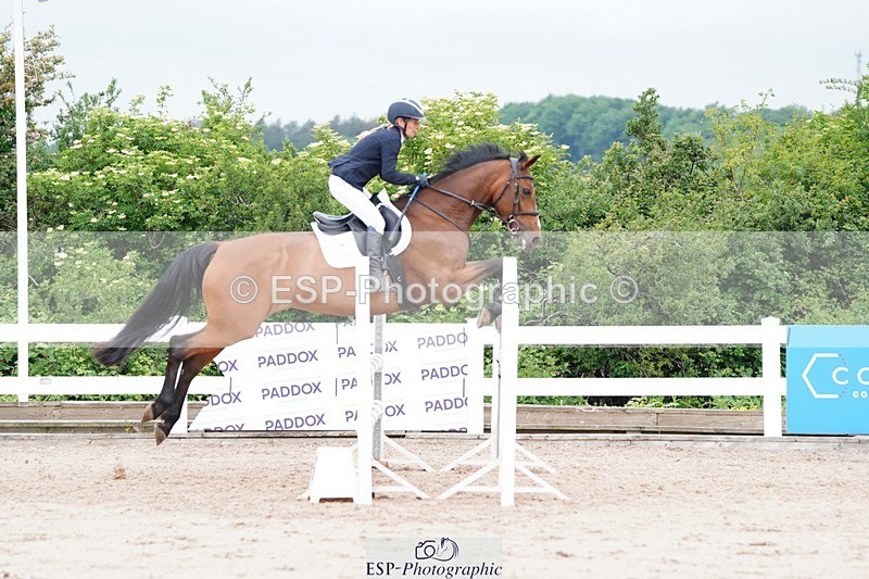 250524-114536-06430 - Cls 21 A&B Snr Disco & 1.00m Open