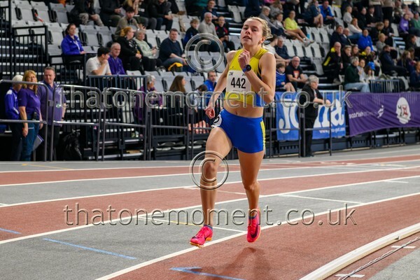 Age26SUN-811050 - Track Female