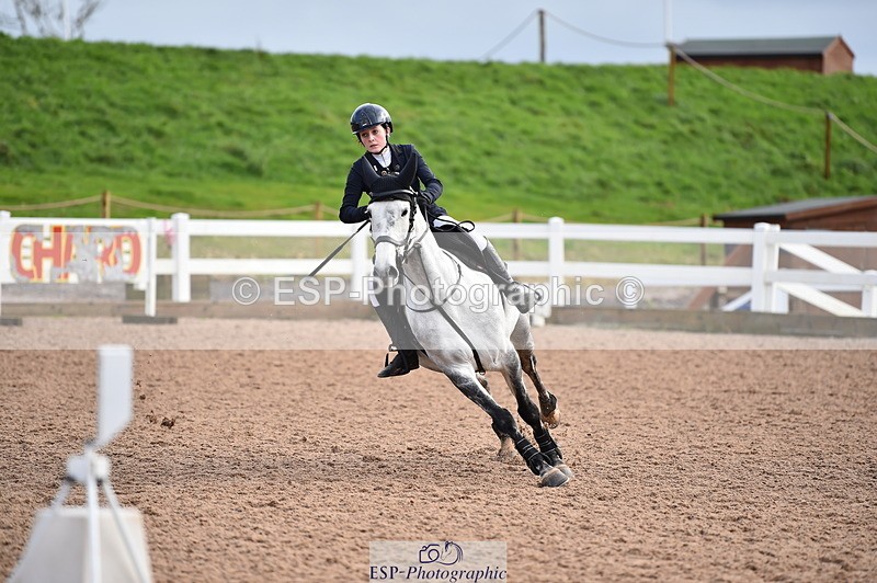 231203A-125848-01249 - Cls 9+10 Children on Horses 1m & 1.10m