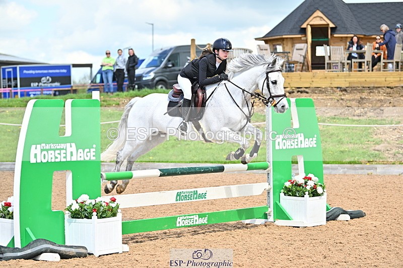 240504A-120131-01377 - Cls 3 Pony Discovery & 90cm Open