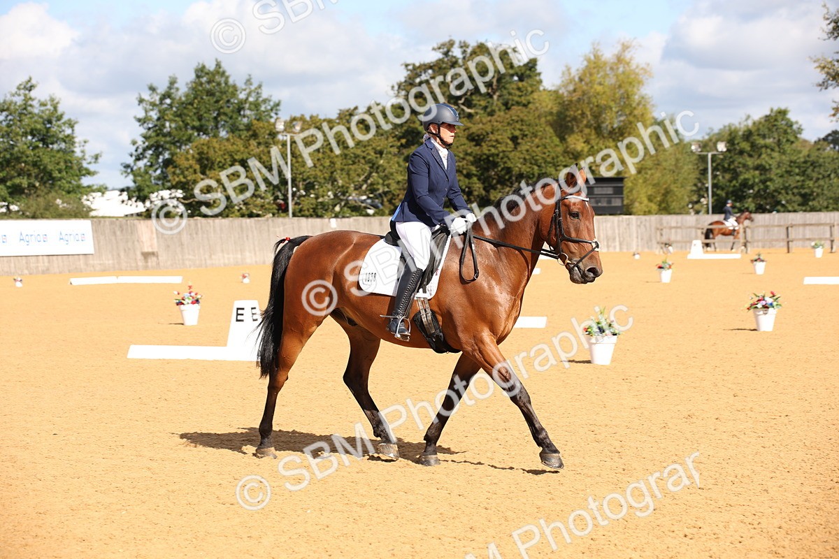 SBM_04199 - D2 Small Tour Championship Intro C