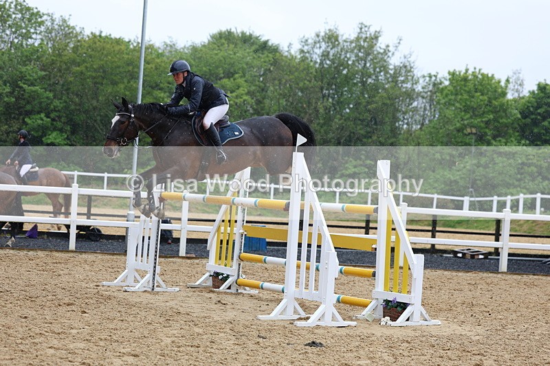 3E7A7551 - Class 9: Senior 1.30m open