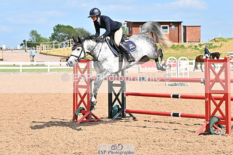 240605A-160700-01042 - Cls 5 Foxhunter and 1.20m Open