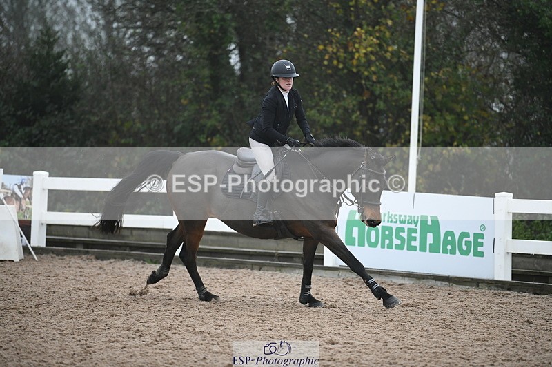 241103A-110429-07665 - SUN Cls 21 Snr Newcomers and 1.10m Open