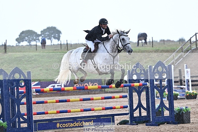 250727-165035-11513 - Cls 30 Snr Foxhunter