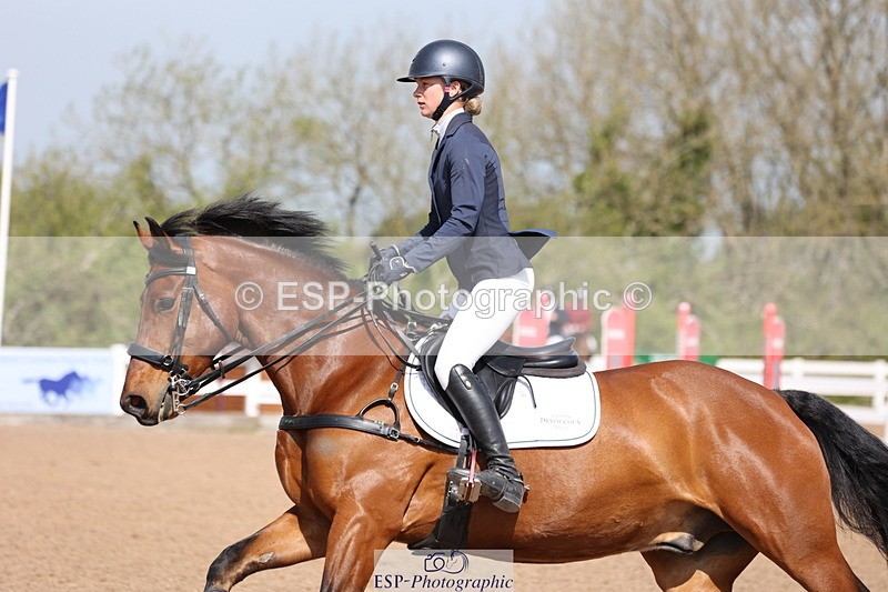 240510A-104000-05832 - Cls 14 Discovery and 1m Open