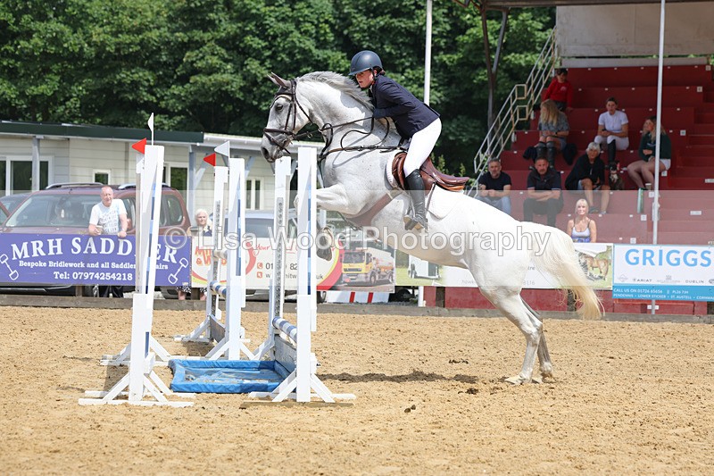 3E7A5829 - Class 5: Senior 95cm