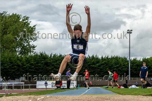 SIAB23-913580 - Field Male Set One