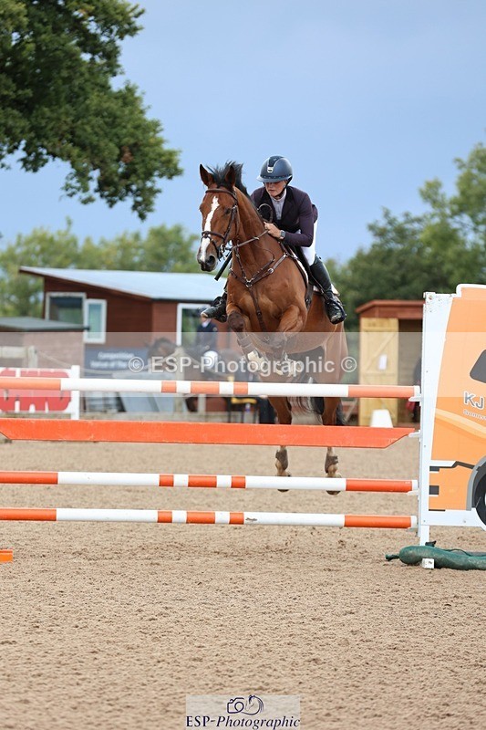 250911-122516-01446 - Cls 3 Snr Foxhunter