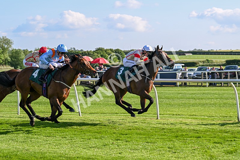 100625-Race 2-Right And Exact-6613 - Race 2