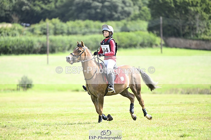 240825X-111029-32449 - 70cm XC 11.00 to 12.00