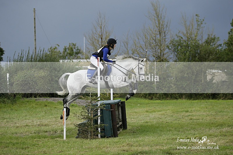  WWHT 031021 3385 - Intermediate (0.90m)  03/10/21