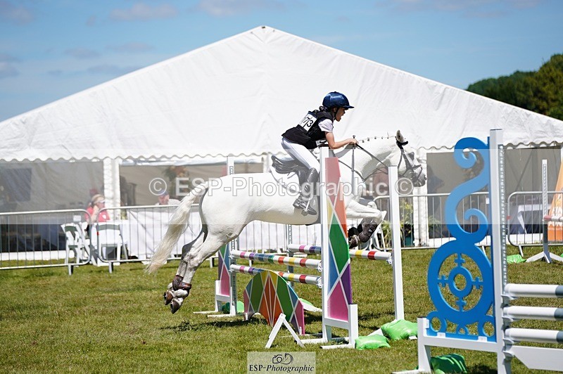 240629X-125850-4997 - 173-Nancy_Mort-BUNNY_TWO_TWIRLS