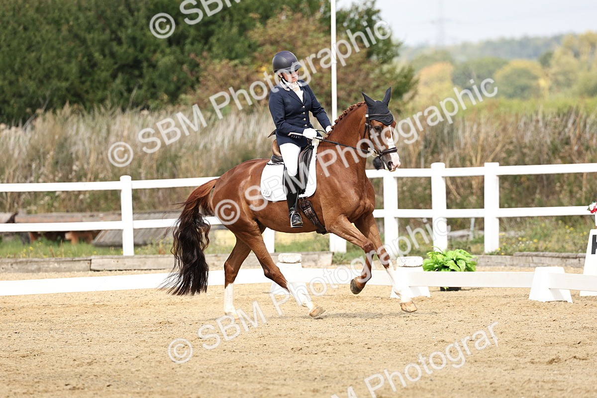 SBM_018235 - Class 16 - Novice 5 - 11.12-12.01