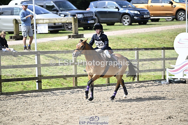 240823X-113648-16143 - 60cm R2 11.00 to 12.30