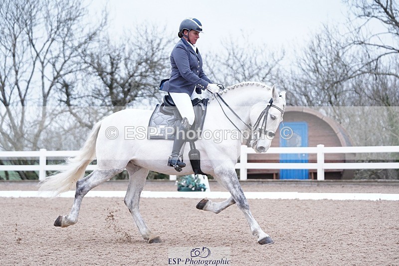 250214-114646-00461 - 102-PAULA.LEE-Deseado.Santo