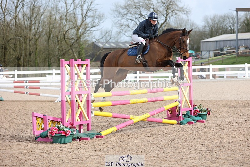 240406A-103943-02802 - Cls 20 British Novice and 90cm Open