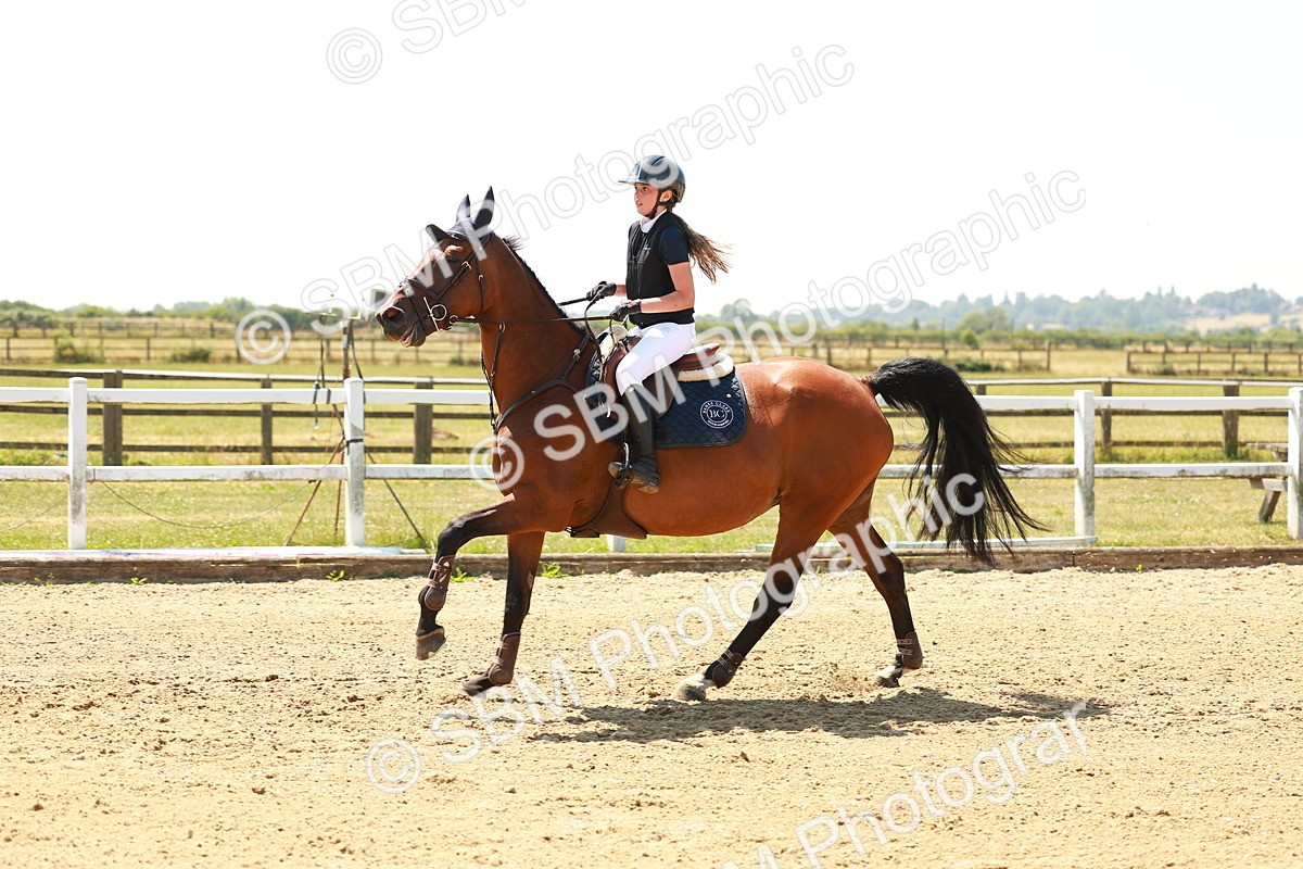 SBM_001667 - Class 4 - Senior Newcomers - 1.10m