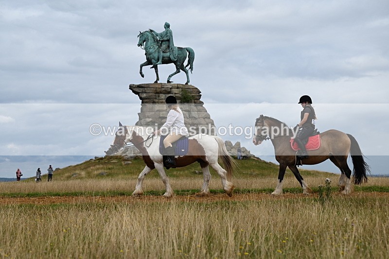 DSC_6245 - Time at Statue 12:17 to 12:44