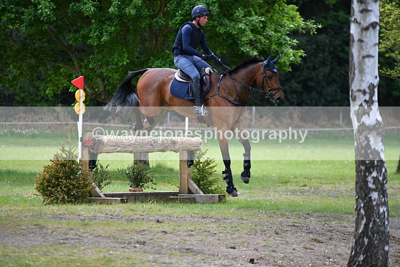 WJ5_5106 - Time 12:04 to 13:05