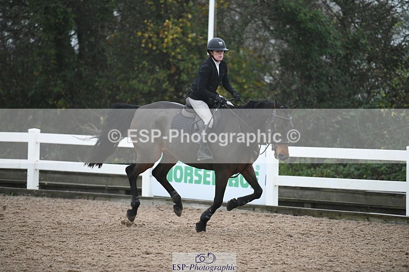 241103A-110430-07666 - SUN Cls 21 Snr Newcomers and 1.10m Open