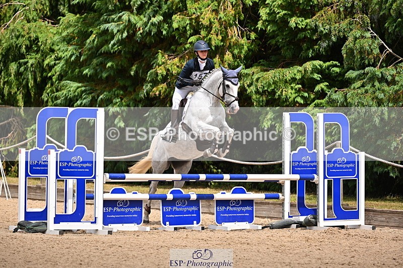 250802A-135711-05663 - D-157-Caitlin.Wright-BEAU.CRUISING.CLOVER