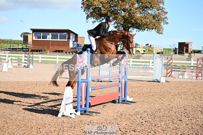 241026A-150141-01432 - SAT Cls 16-18 Children on Horses