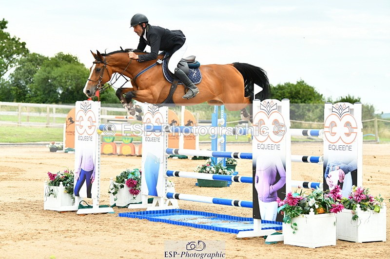 230720A-145418-03608 - Cls 9, 2 Star Big 1.40m Start to break