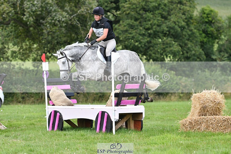 240804-155827-17821 - 663-Emma_Langfjord-Friend-MOUNTROSS_FIONN