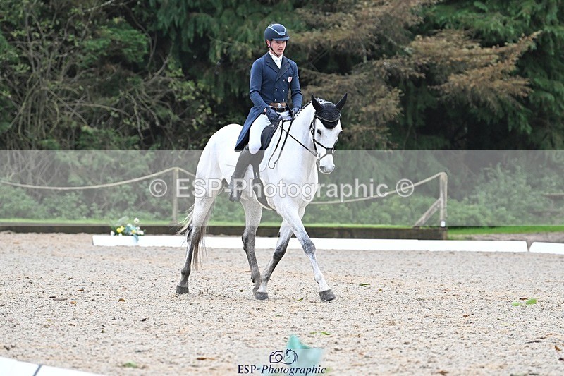 231019-094222-01186 - 027-IE.MR.MCGREGOR-Will.Furlong-DR