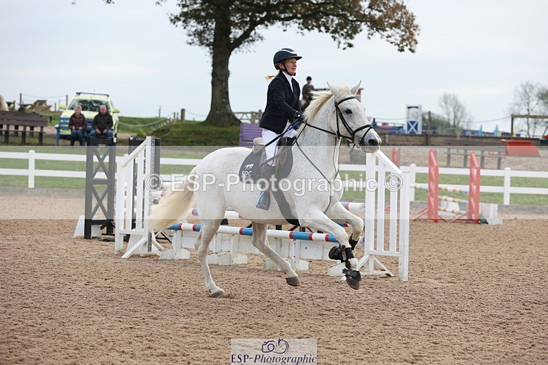 241101A-084437-00381 - FRI Cls 2 British Novice and 90cm Open