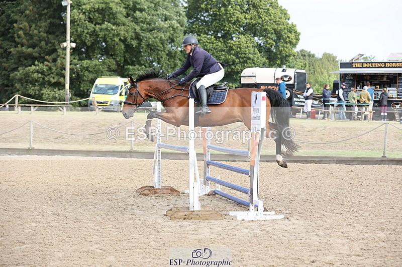 250831A-083101-08686 - Cls 40 Snr Newcomers