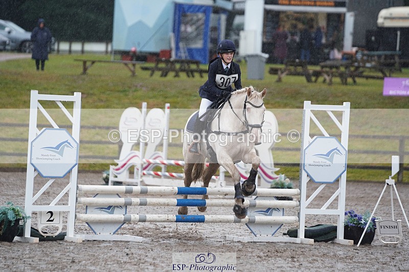 240824X-082934-20248 - 70cm Round 1 8.30 to 9.30