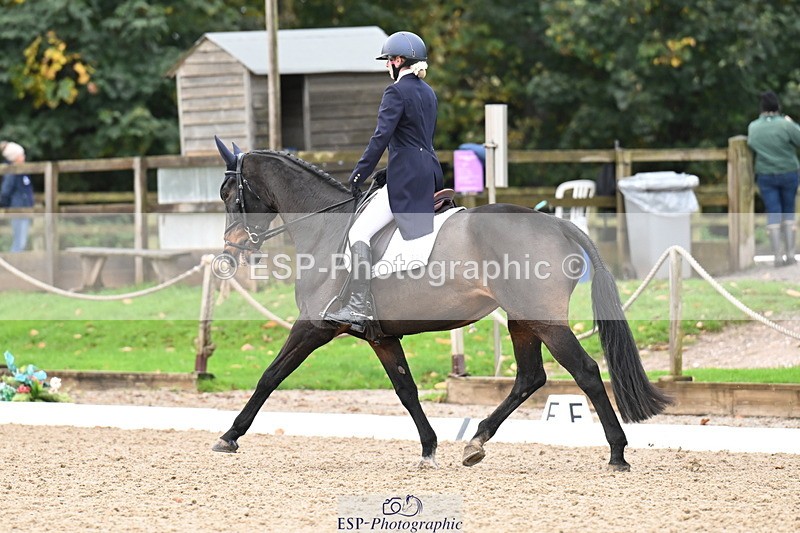 251023A-100448-01409 - B-126-Catherine.Van.Randwyck