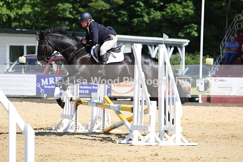 3E7A9146 - Class 7: Senior 70cm