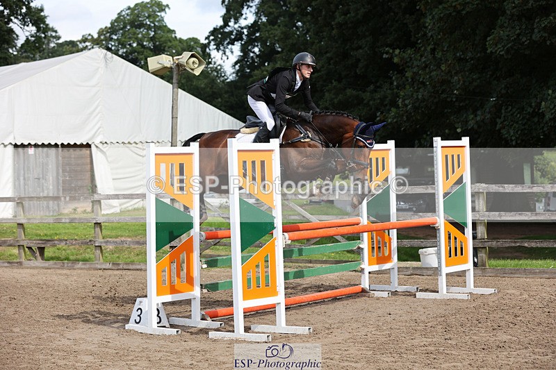 240804-100838-10904 - 359-Max_Forster-HOLD_ON_MY_HEART