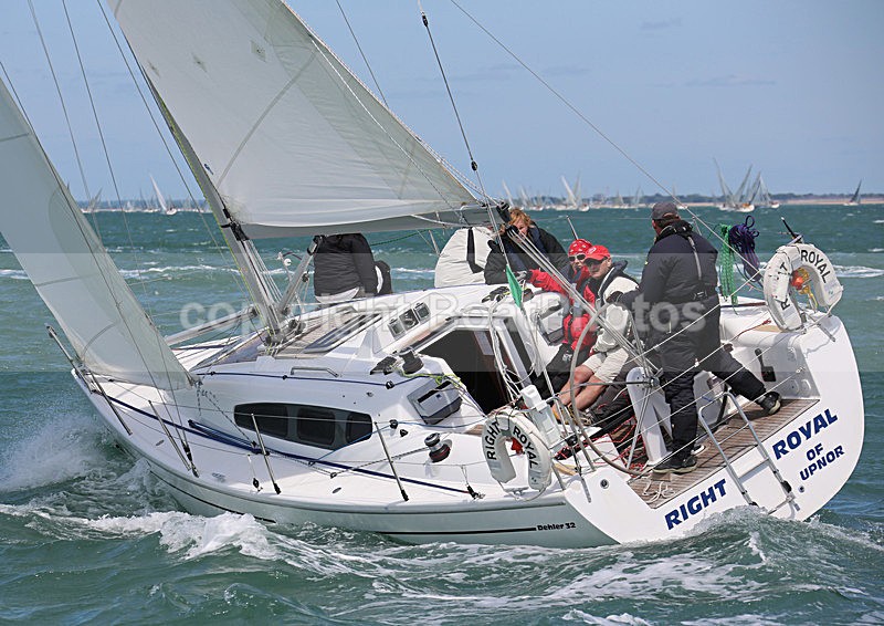 130601 RIGHT ROYAL WT7A9348 - ROUND THE ISLAND RACE - 1st June 2013