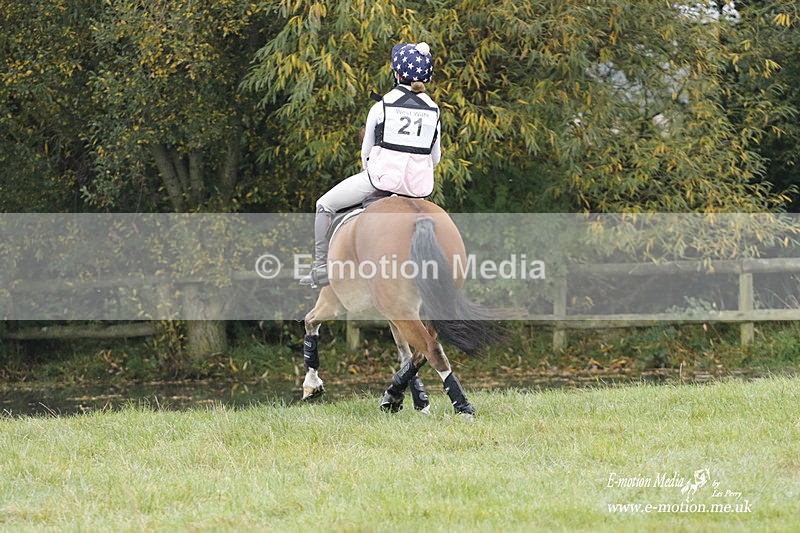 WWHT 171021 0506 - Novice Restricted (0.80m)  17/10/21