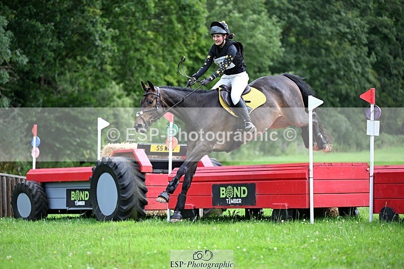 240803-135551-06744 - 211-Bethany_Hull-CARRICK_DIAMOND_OLIVER